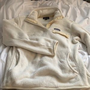 Cream patagonia cozy teddy pullover size L